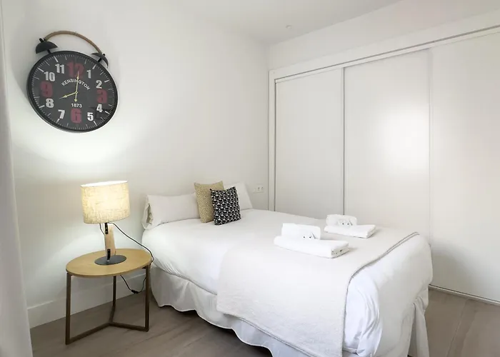 Hall Market Apartment *